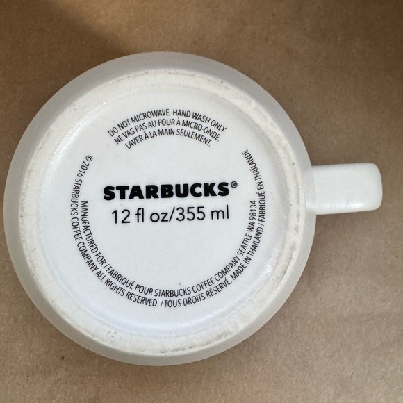 2016 Starbucks Valentine’s Day Hearts and Arrow Coffee Mug. 12oz/355ml - Picture 4 of 4